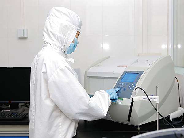 研發(fā)人員 研發(fā)人員